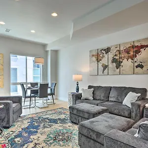 Holiday home Trendy Townhome - Walk To Mile High Stadium