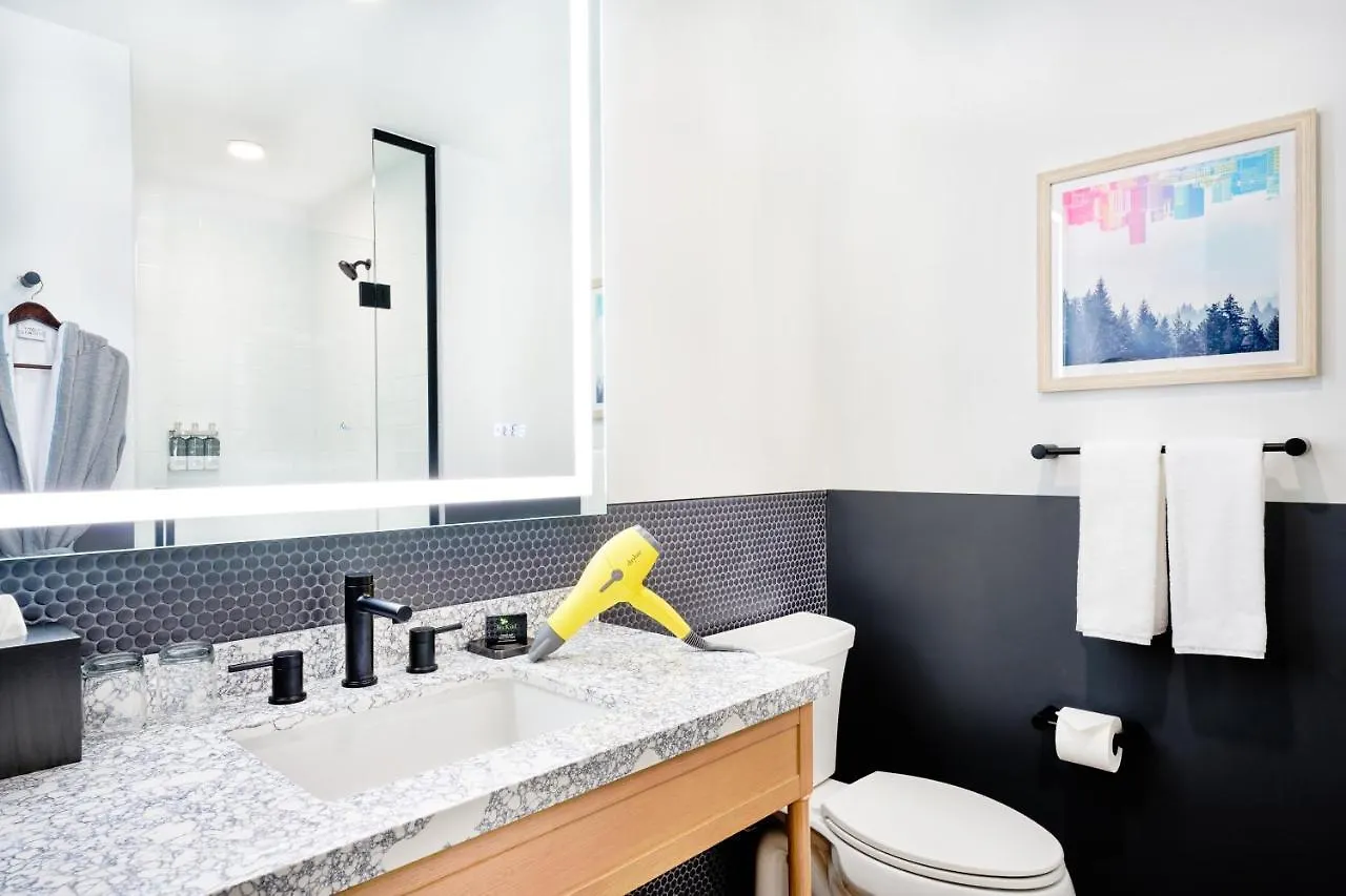 Hyatt Centric Downtown DEN 4*,